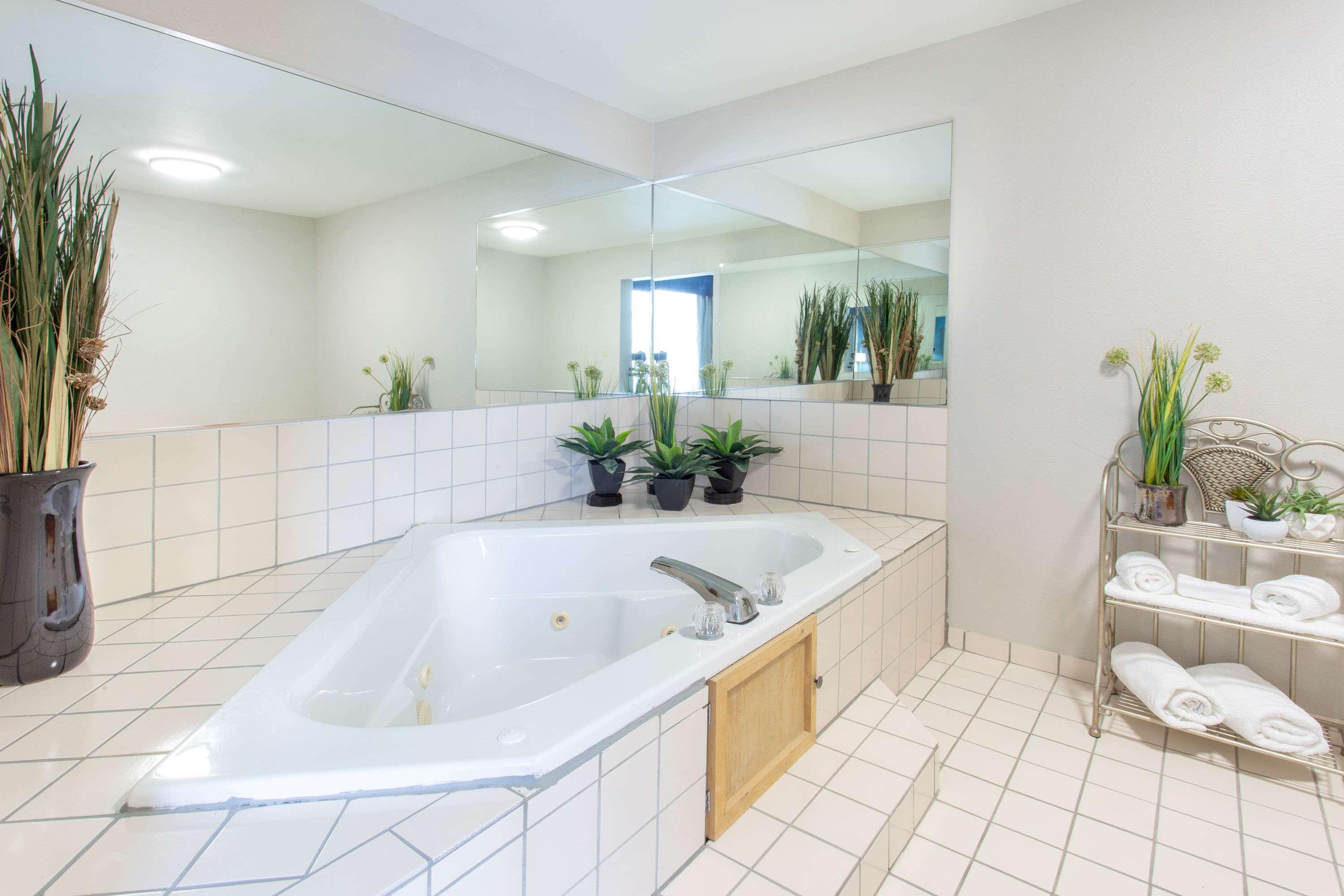 Hotel Wingate By Wyndham Indianapolis Airport Plainfield Esterno foto