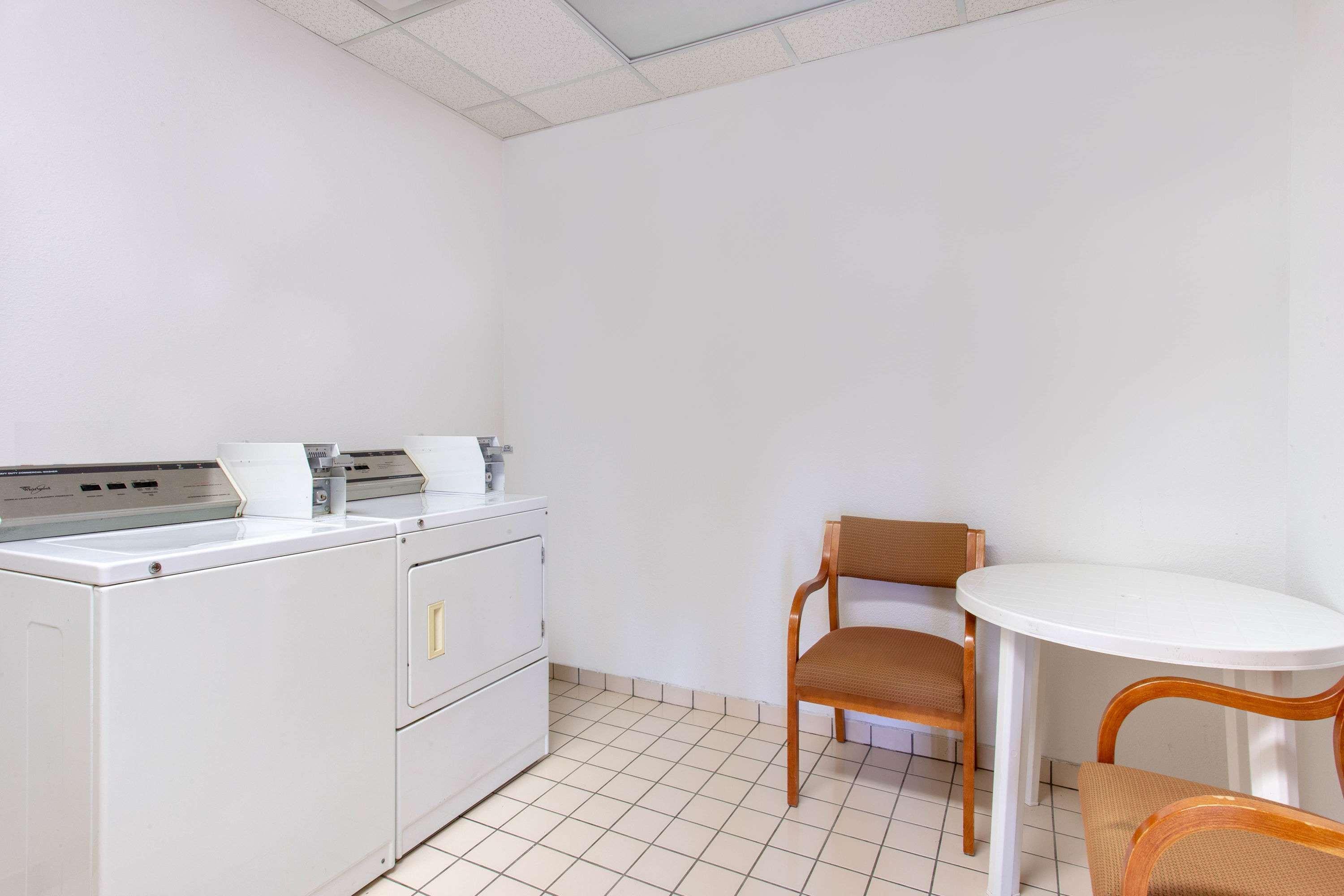 Hotel Wingate By Wyndham Indianapolis Airport Plainfield Esterno foto