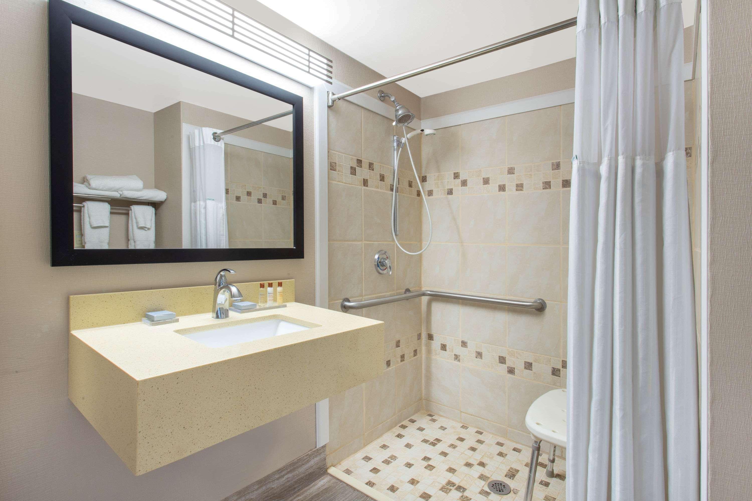 Hotel Wingate By Wyndham Indianapolis Airport Plainfield Esterno foto