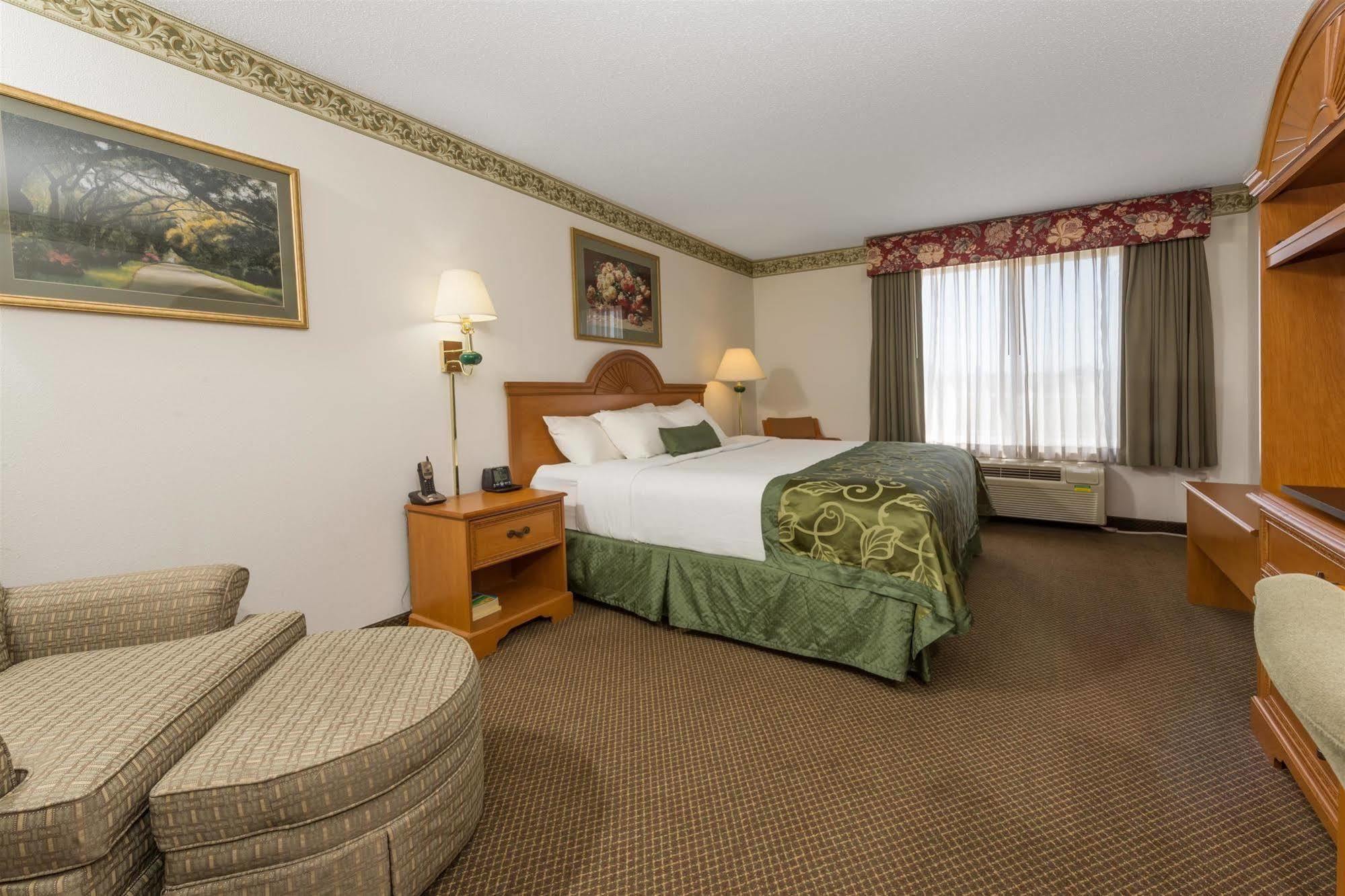 Hotel Wingate By Wyndham Indianapolis Airport Plainfield Esterno foto